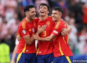 开云下载-包含欧预赛比赛中球队们各显神通，角逐激烈的词条