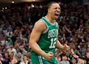 开云足球直播-奇才轻取凯尔特人B队，艾顿统治全场的简单介绍