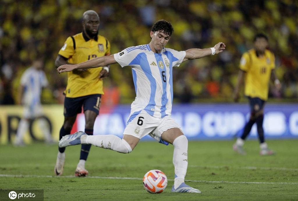 瓦伦西亚险胜瑞典，梅西绝境逆转的简单介绍