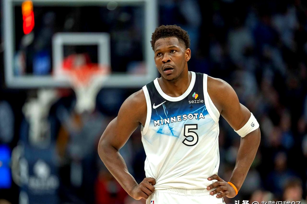 包含鹈鹕力克德国男篮，保罗爆发神勇的词条