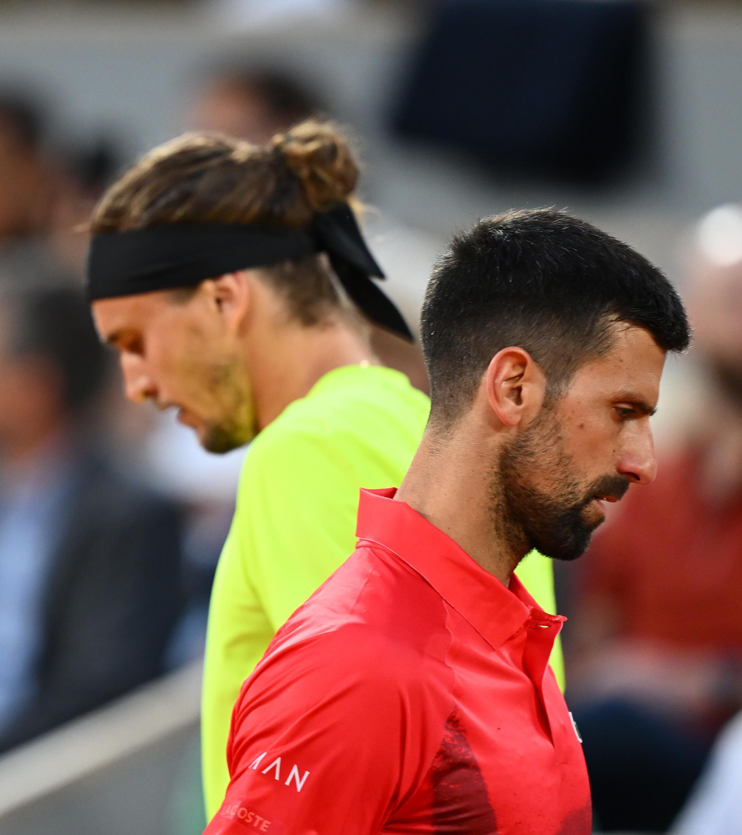 世界网球队碾压西班牙网球队，德约科维奇关键制胜的简单介绍