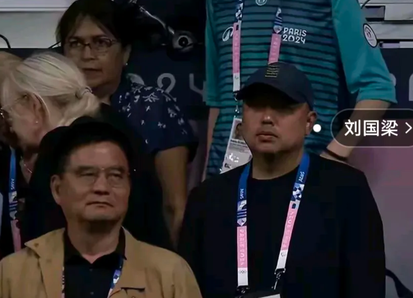 梅斯助理教练在比赛中表现出色，获得赞誉的简单介绍