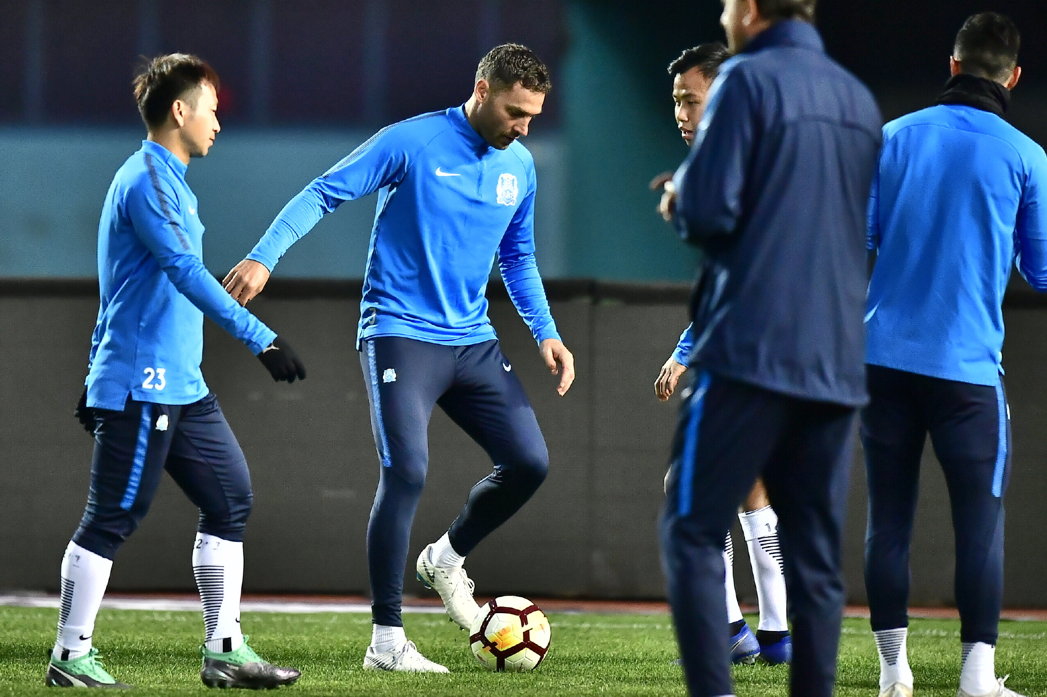 关于富力队员调整状态，备战接下来比赛的信息