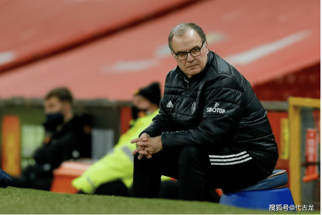 包含兰斯客场失利，保级形势堪忧的词条