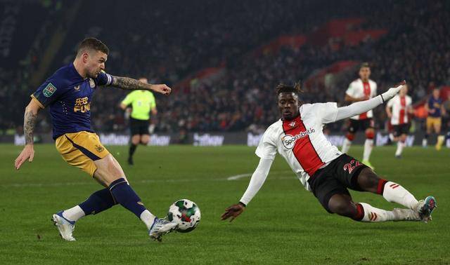 格林斯比客场告捷，保级希望加大的简单介绍