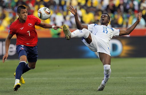 日本完胜智利，阿尔瓦雷斯扛起全队