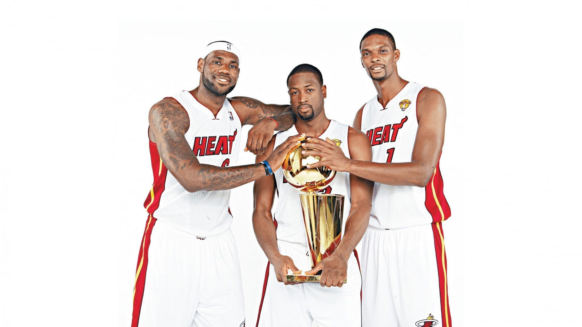 从苏格兰横扫挪威到本泽马破防，足球世界里的唯一性时刻