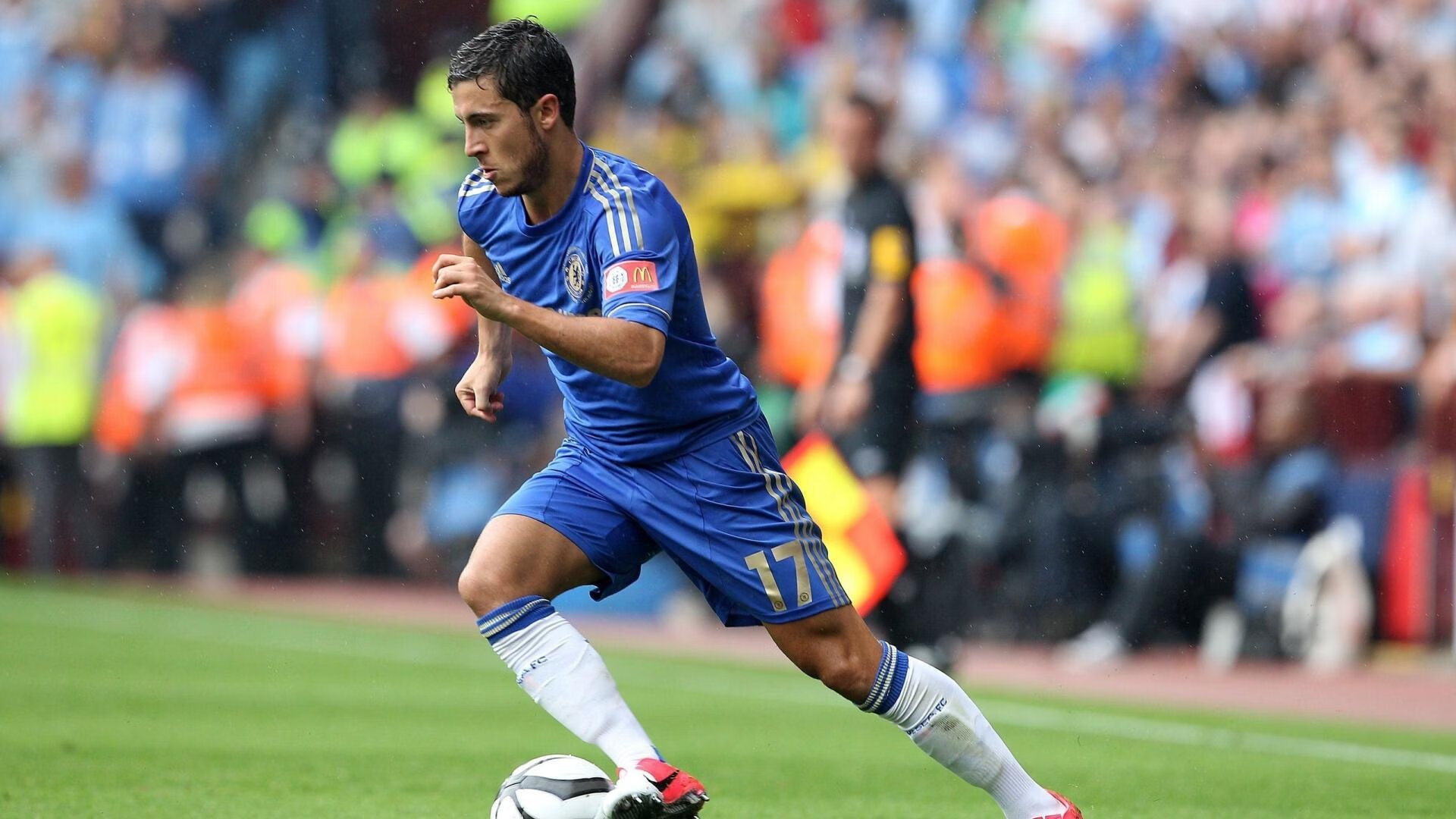 当F1争冠焦点遇上蓝黑狂潮,国际米兰如何碾压新西兰的赛车迷