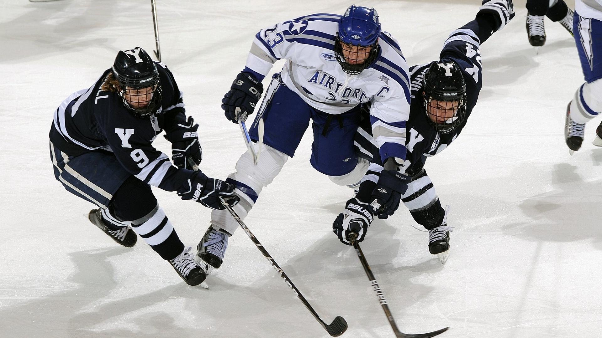一锤定音，当Knight的锤石照亮LPL第三赛段，AL用一次开团写就唯一答案